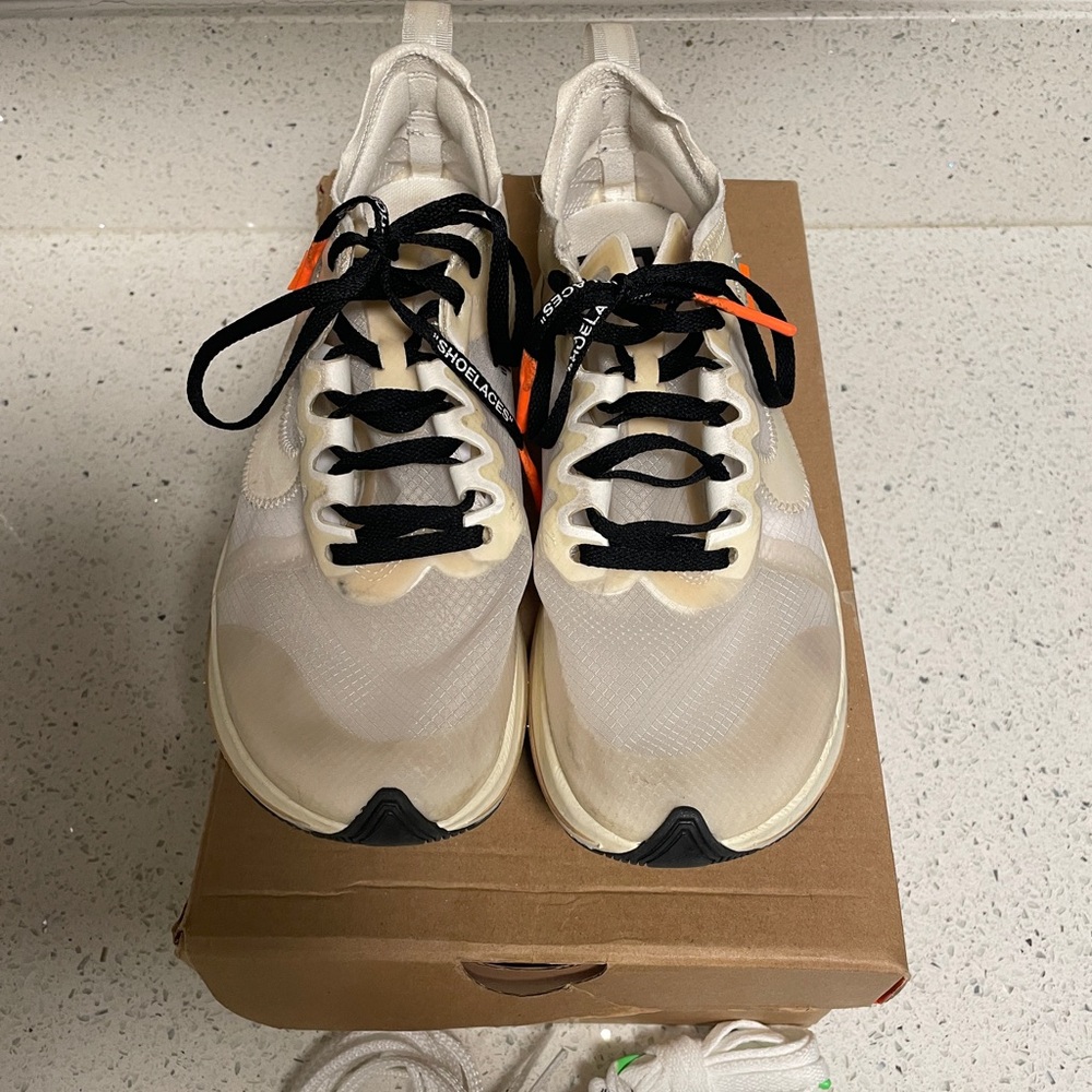 Nike Off-White x Zoom Fly The 10 - Picture 3 of 12